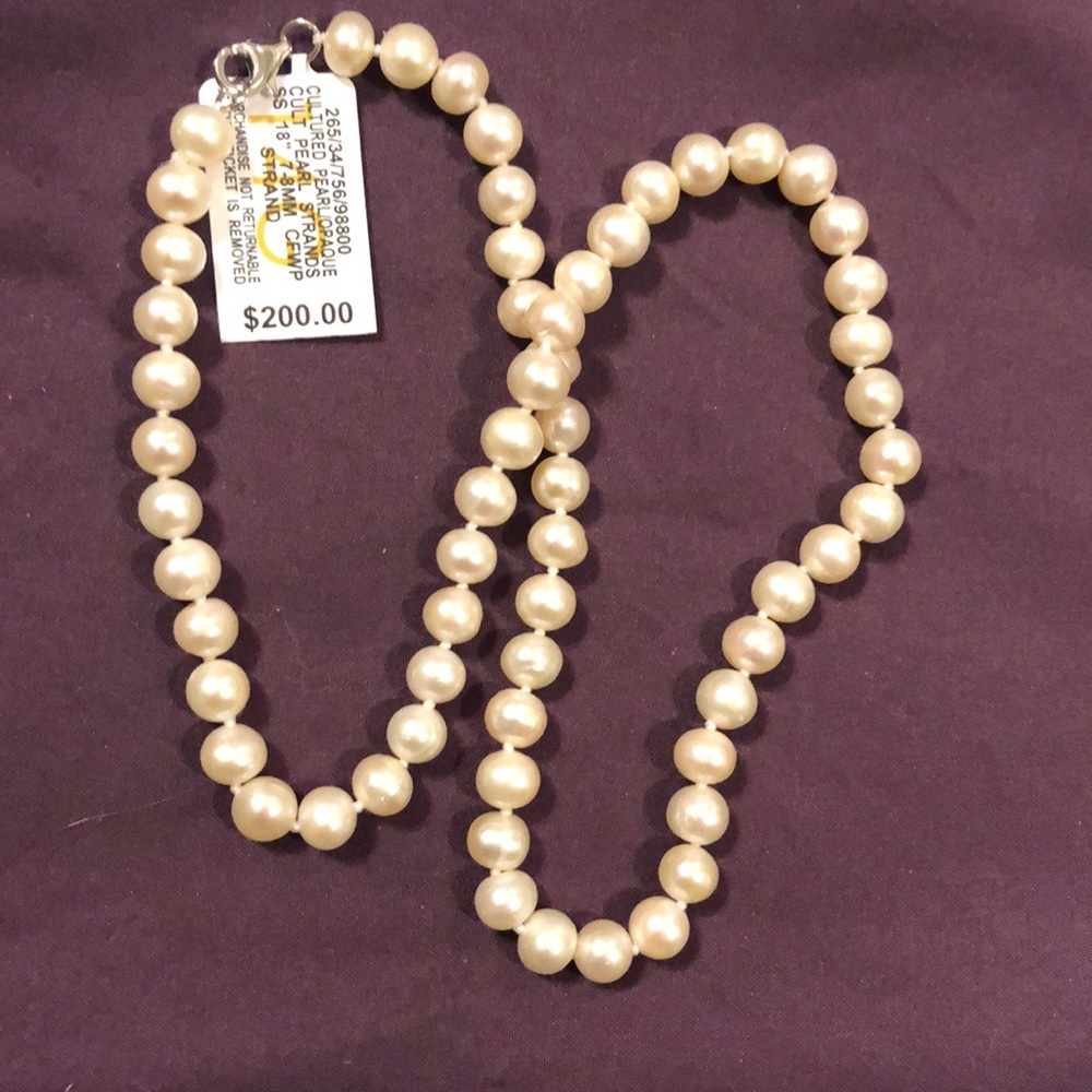 Cultured pearl 7-8mm sterling silver clasp 18”